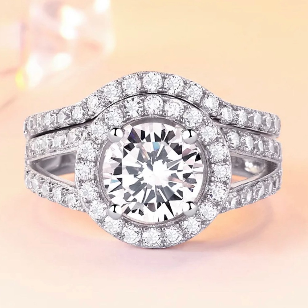 ✨SOLD OUT✨Halo Curved Set✨18K White Gold✨ - Picture 2 of 8